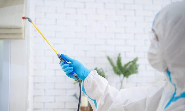 Servicio de sanitización en oficina comercial